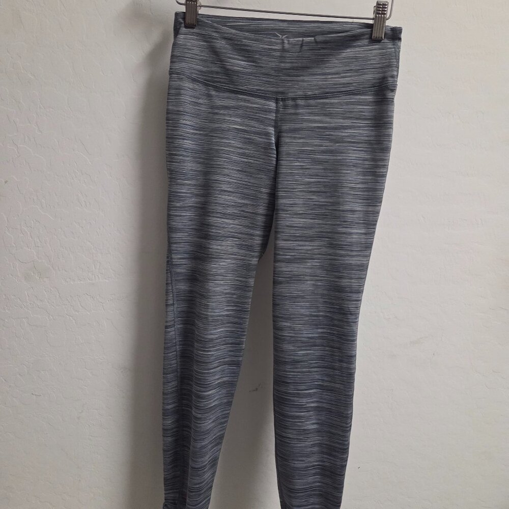 Old‎ Navy Grey-Cropped Legging-Active Wear-Size Small-Go-Dry